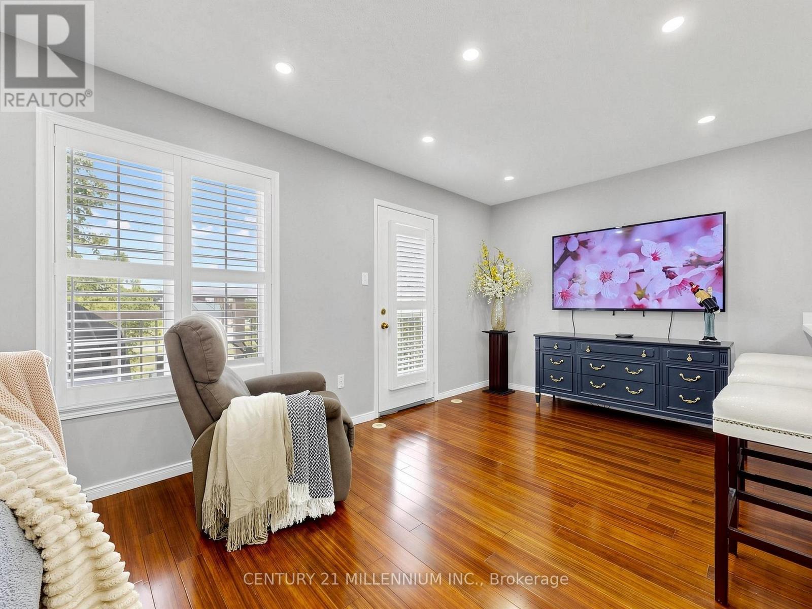 #37 601 SHORELINE DRIVE - 14
