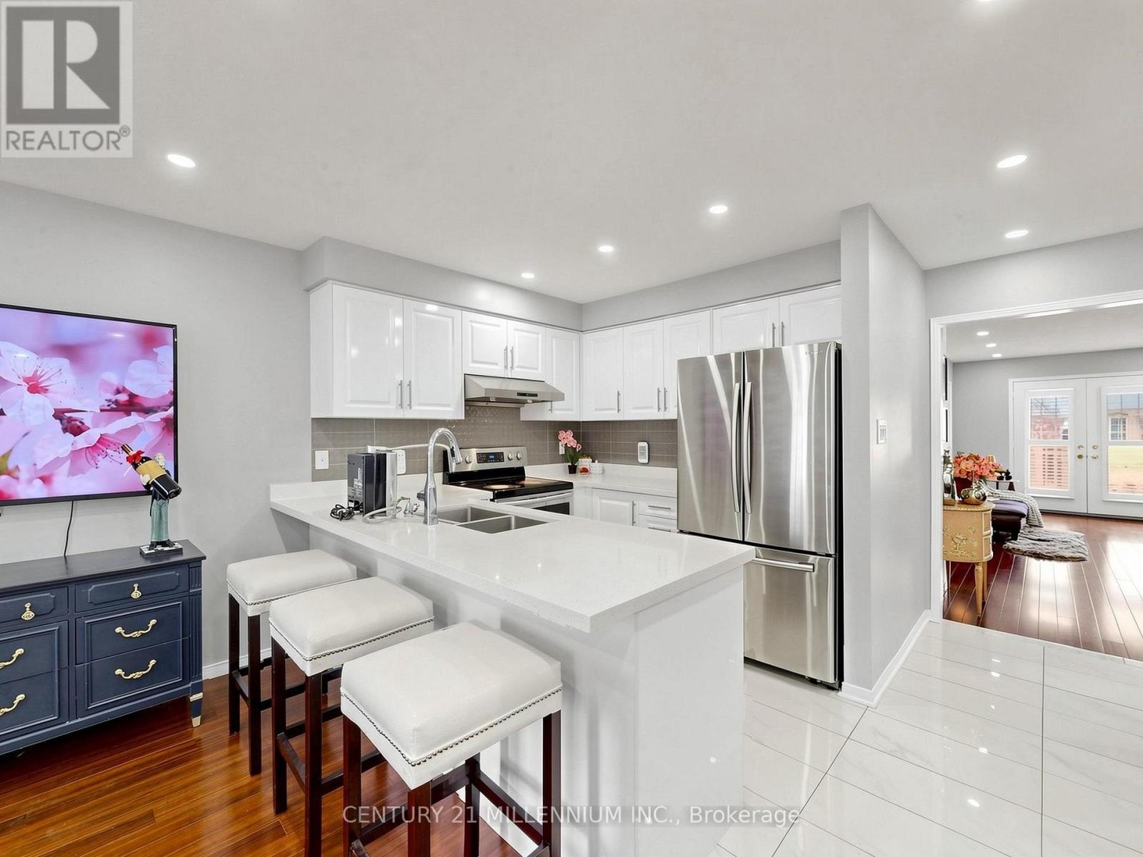 #37 601 SHORELINE DRIVE - 17
