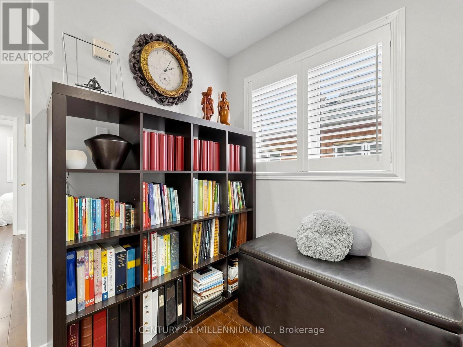 #37 601 SHORELINE DRIVE - 24