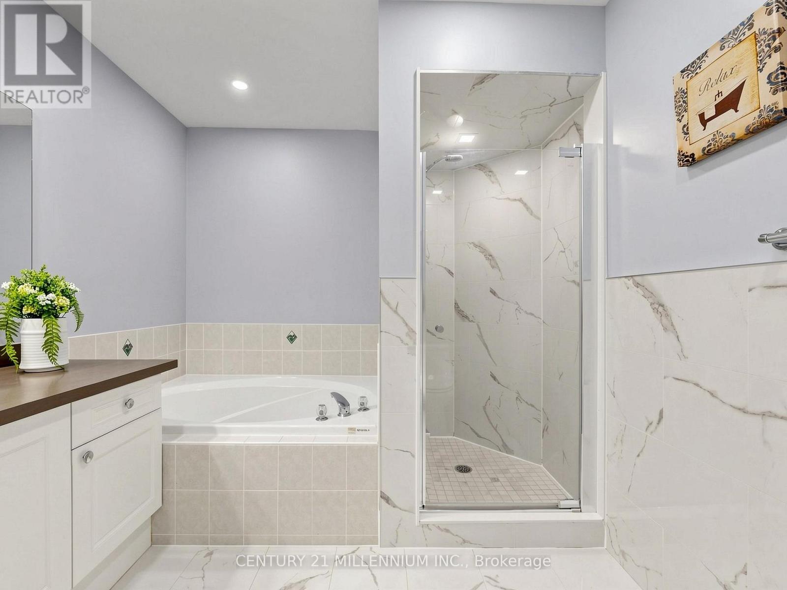 #37 601 SHORELINE DRIVE - 28