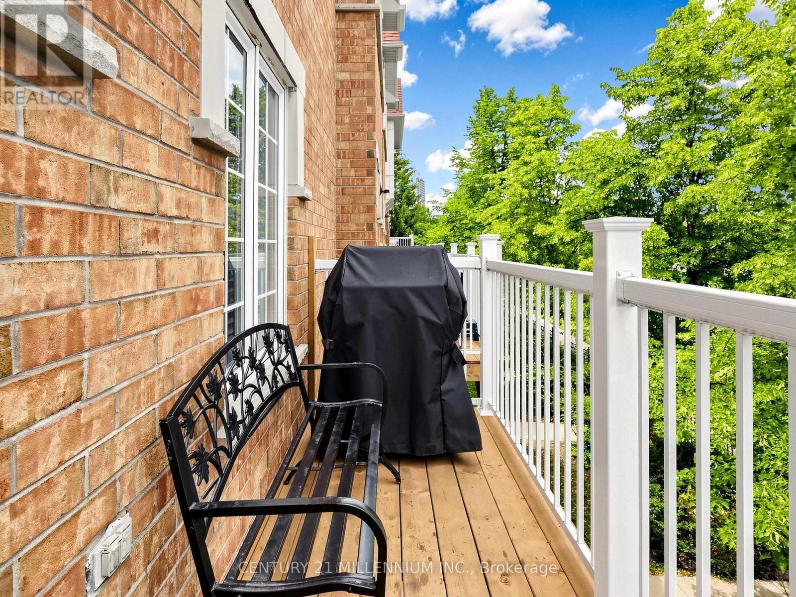 #37 601 SHORELINE DRIVE - 40