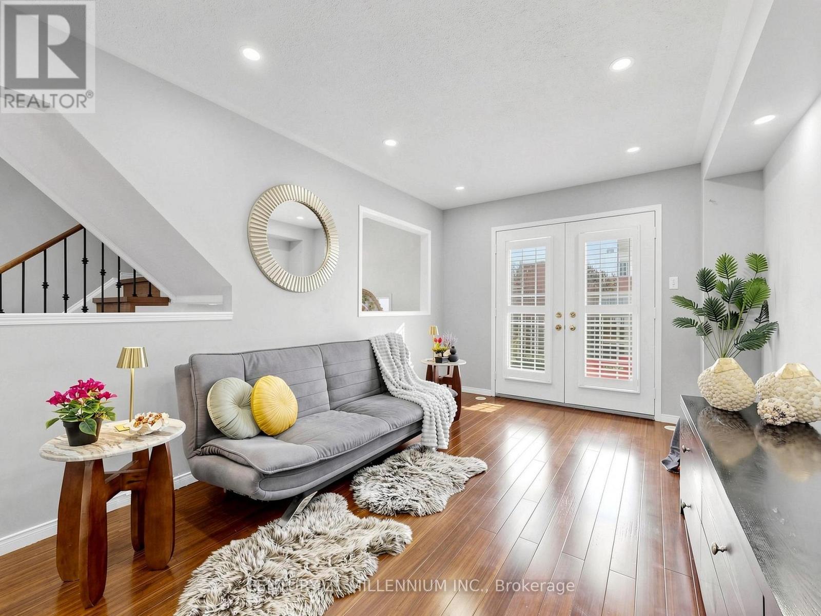 #37 601 SHORELINE DRIVE - 8