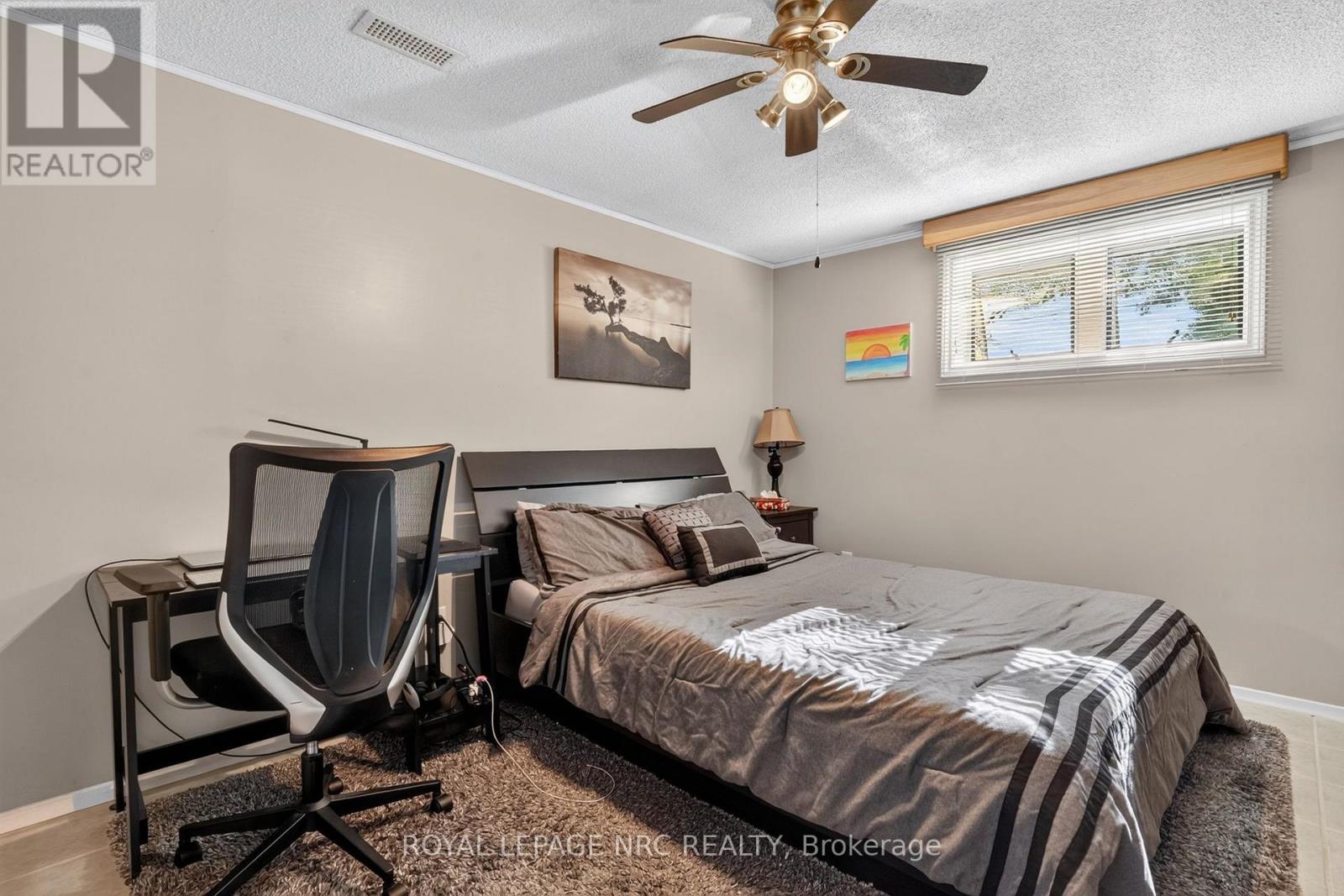 979 CRESCENT ROAD - 15
