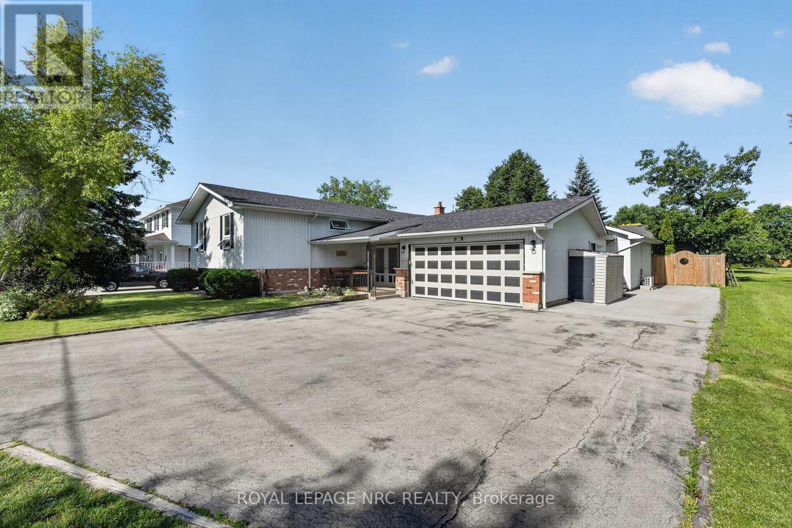 979 CRESCENT ROAD - 2