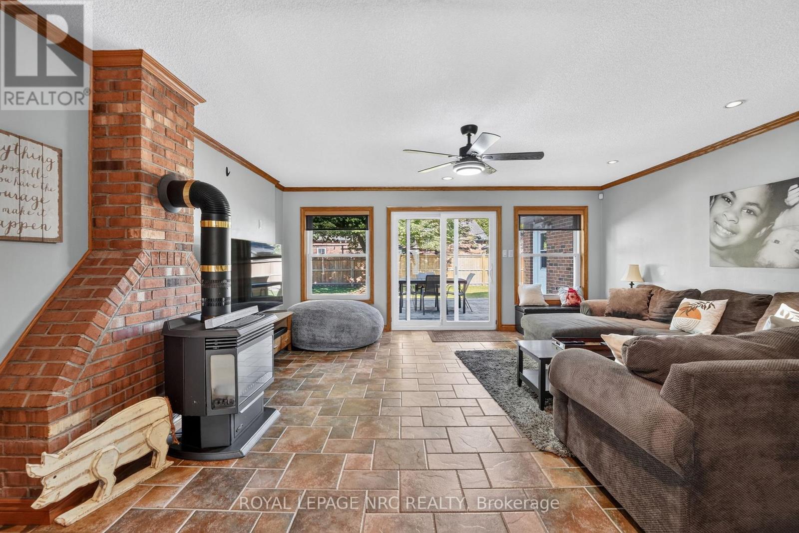 979 CRESCENT ROAD - 6