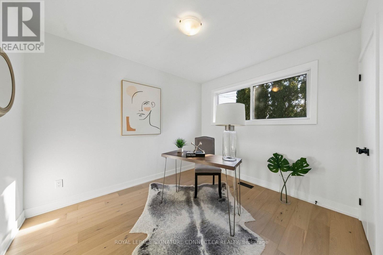 15 COLONIAL COURT - 10