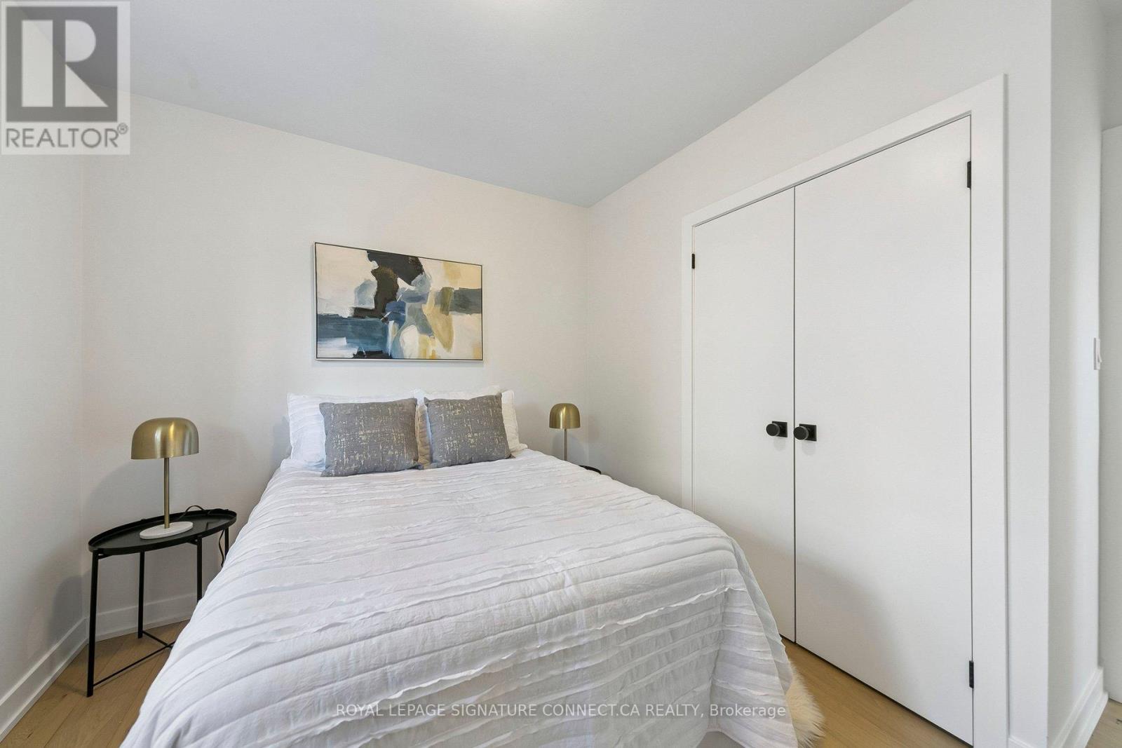 15 COLONIAL COURT - 9