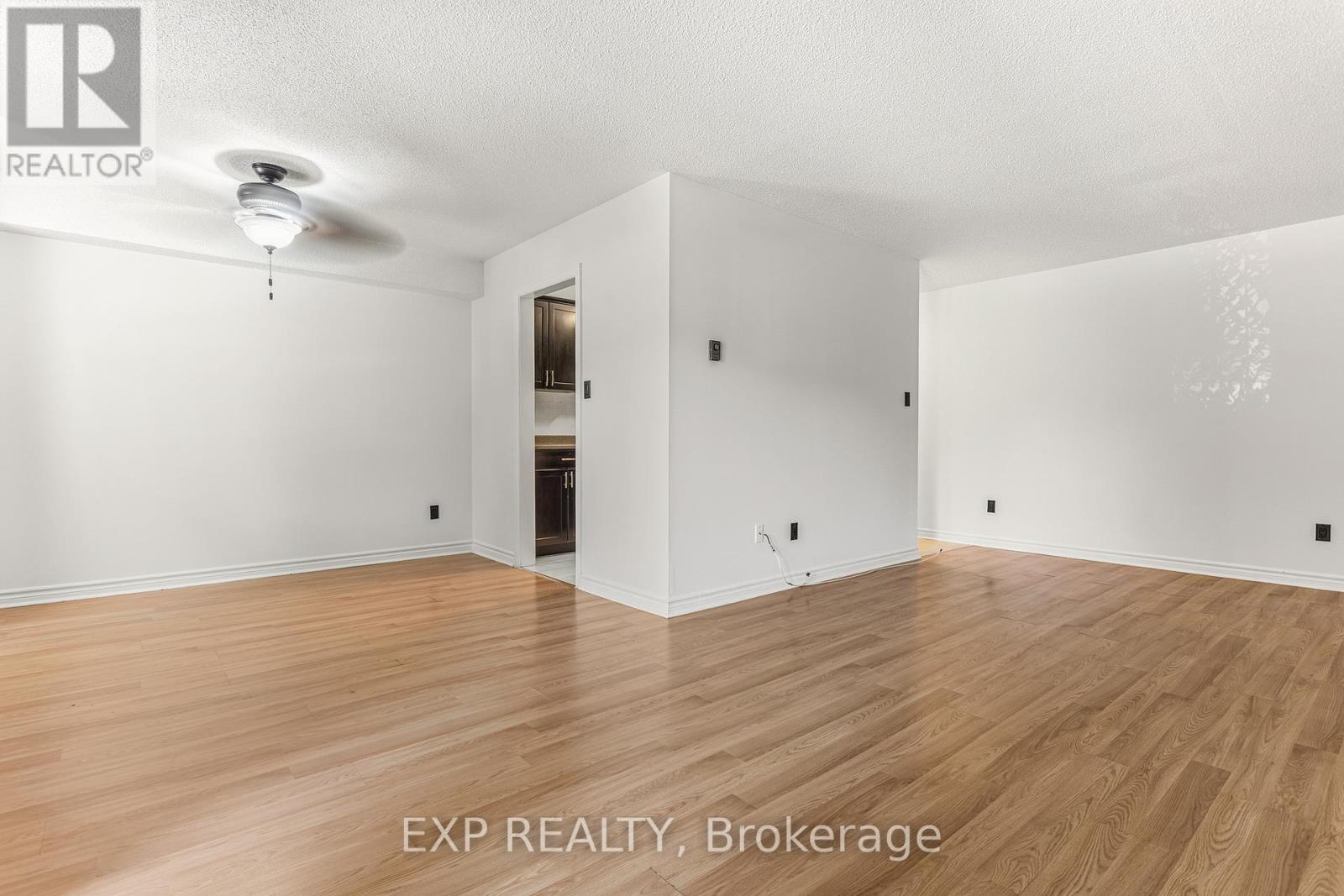 #211 4209 HIXON STREET - 9