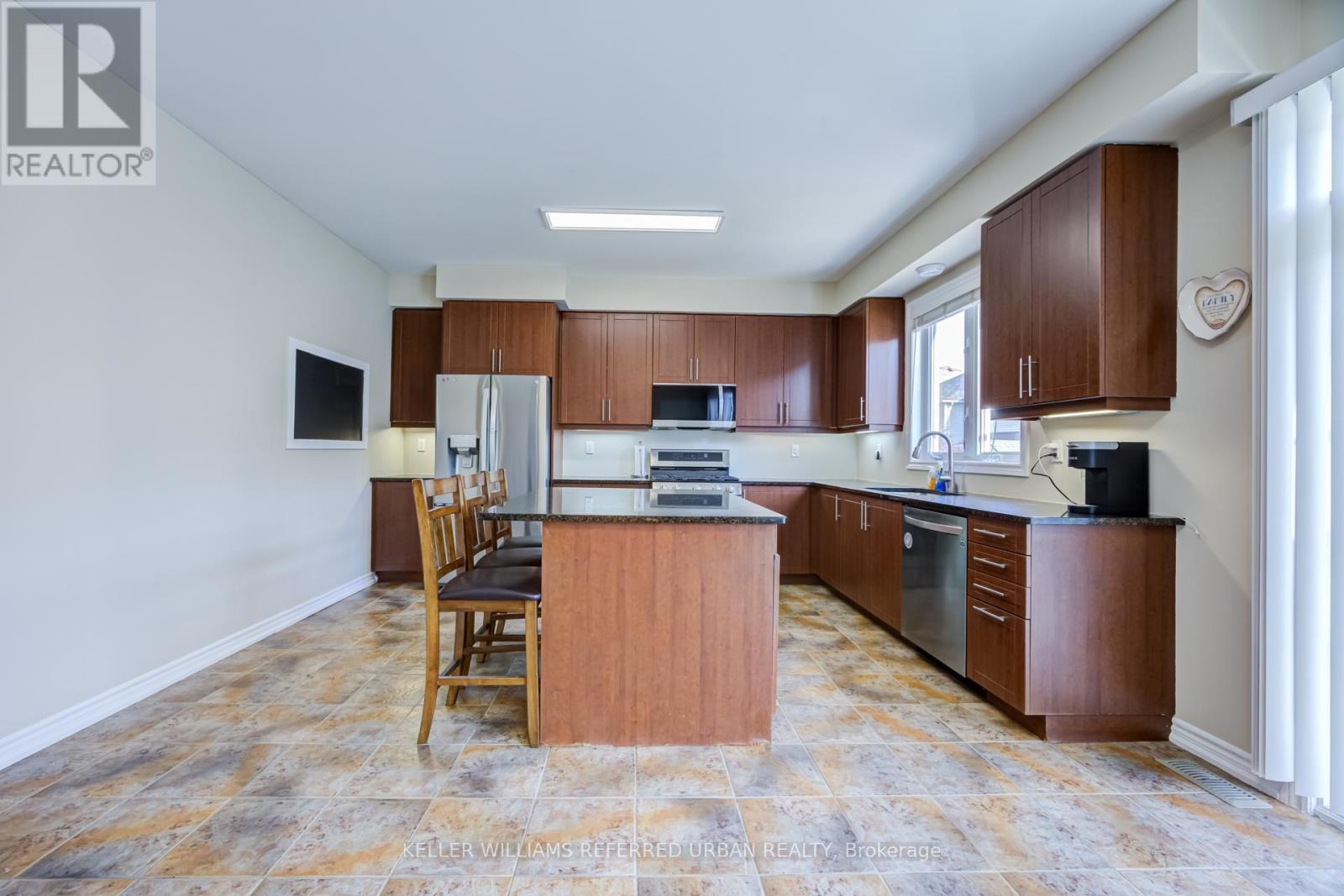 141 WHITWELL WAY - 16