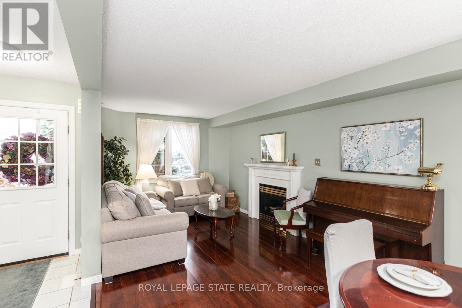 10 RICHVIEW DRIVE - 10