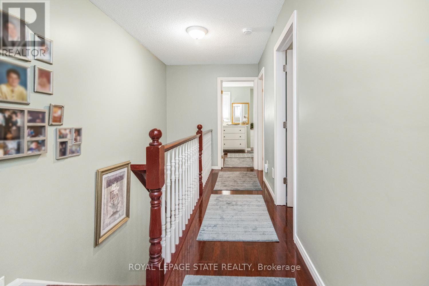 10 RICHVIEW DRIVE - 22
