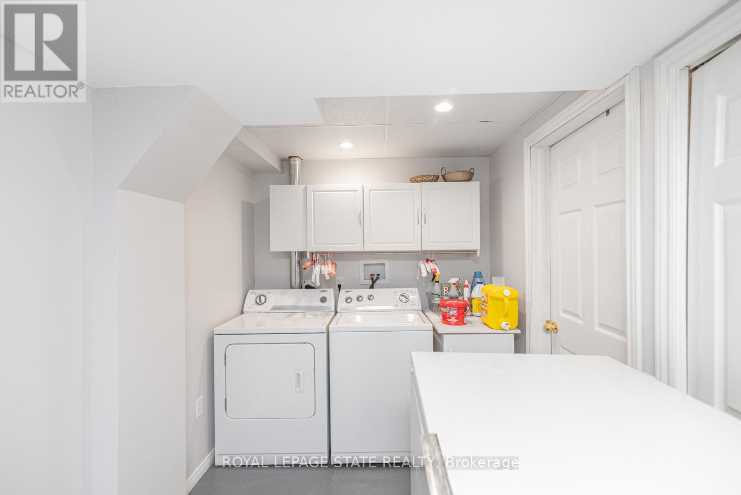 10 RICHVIEW DRIVE - 42