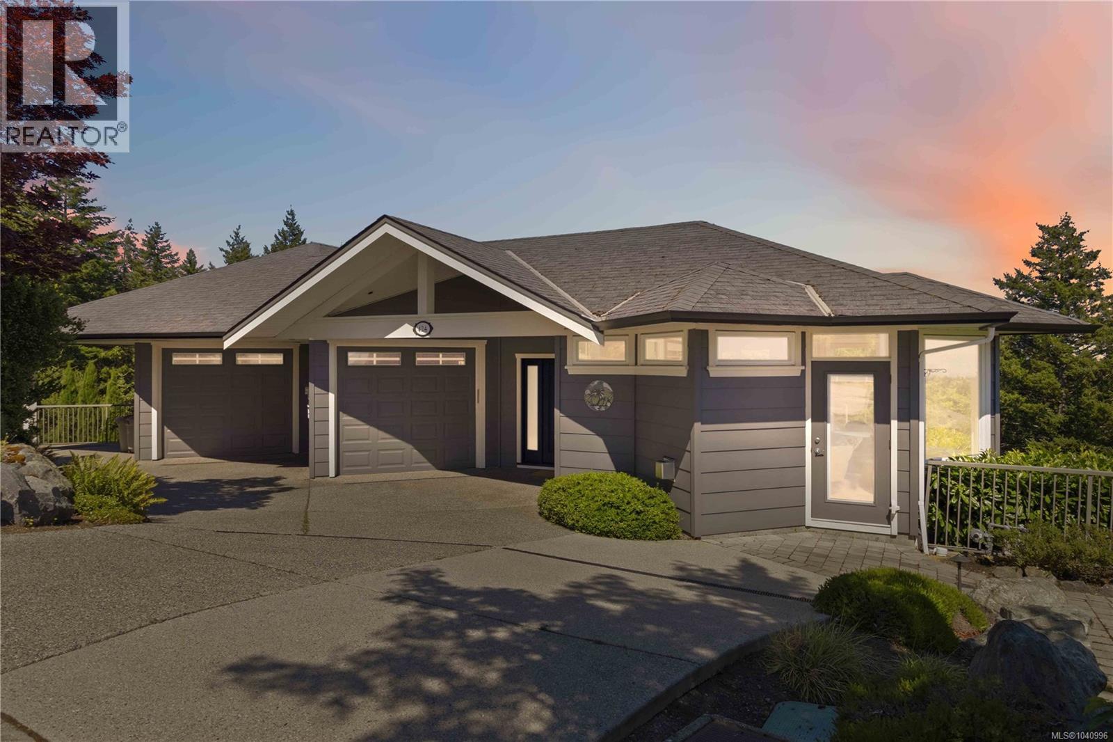 424 Pelican Dr - 2