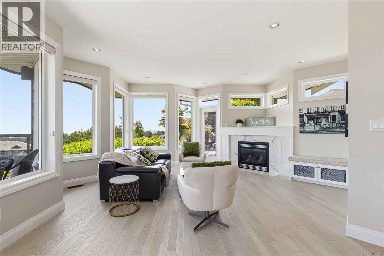 424 Pelican Dr - 3