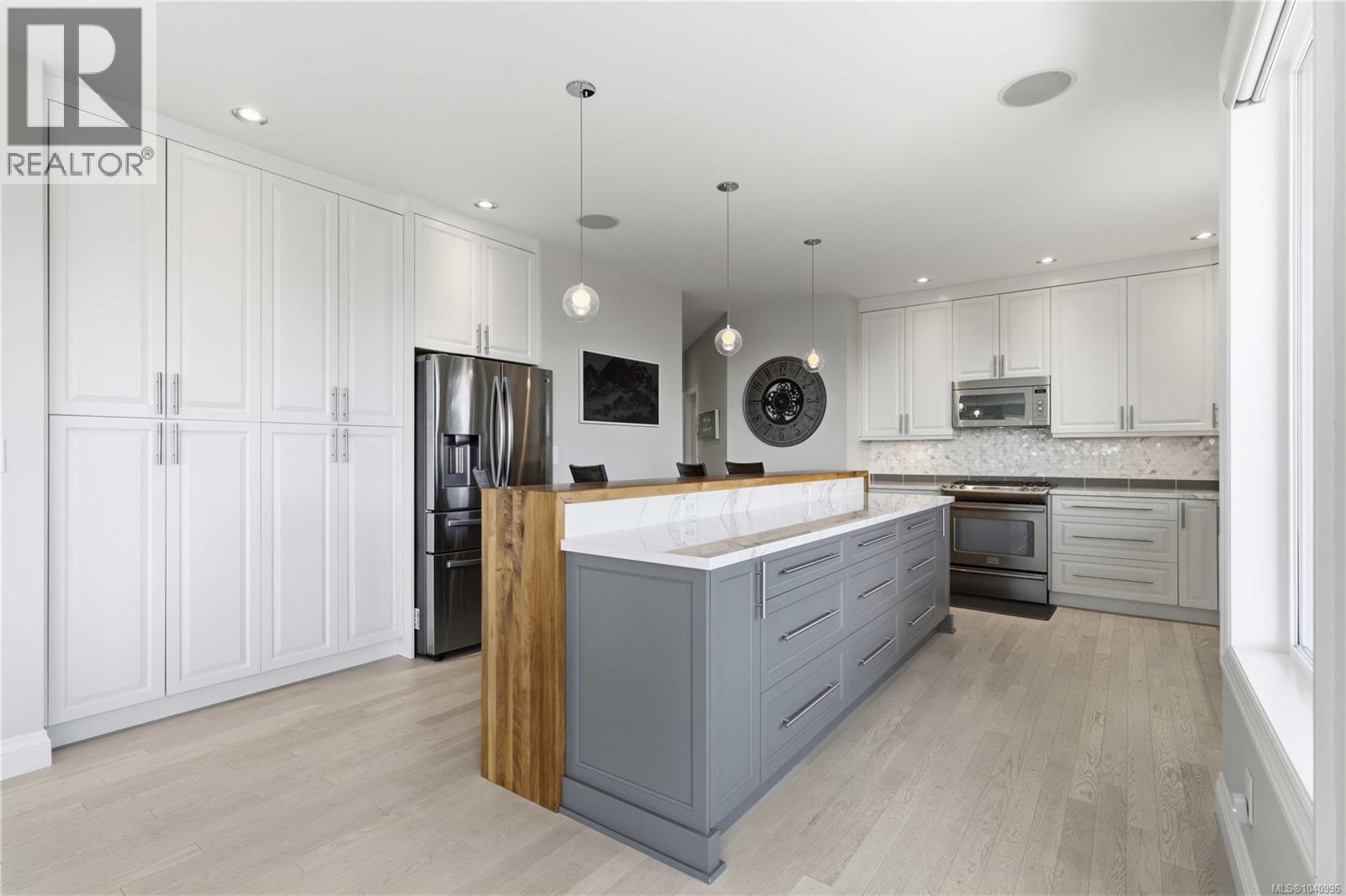 424 Pelican Dr - 5