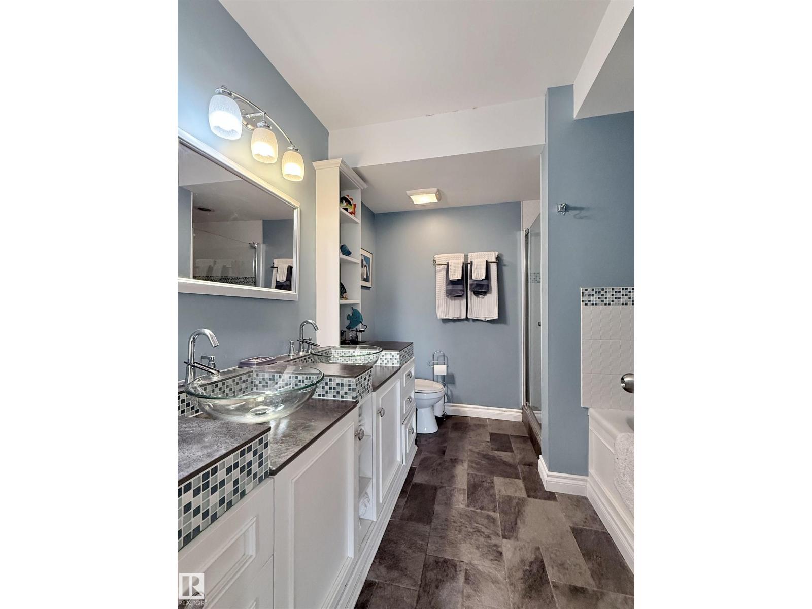 #403 3 PERRON ST - 17
