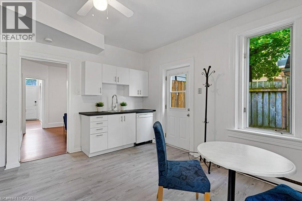 156 ST ANDREWS Street - 16