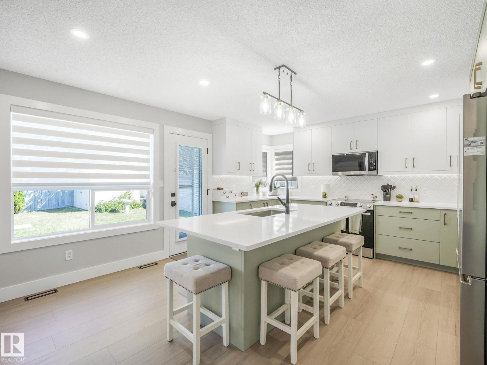 10336 178 AV NW - 11