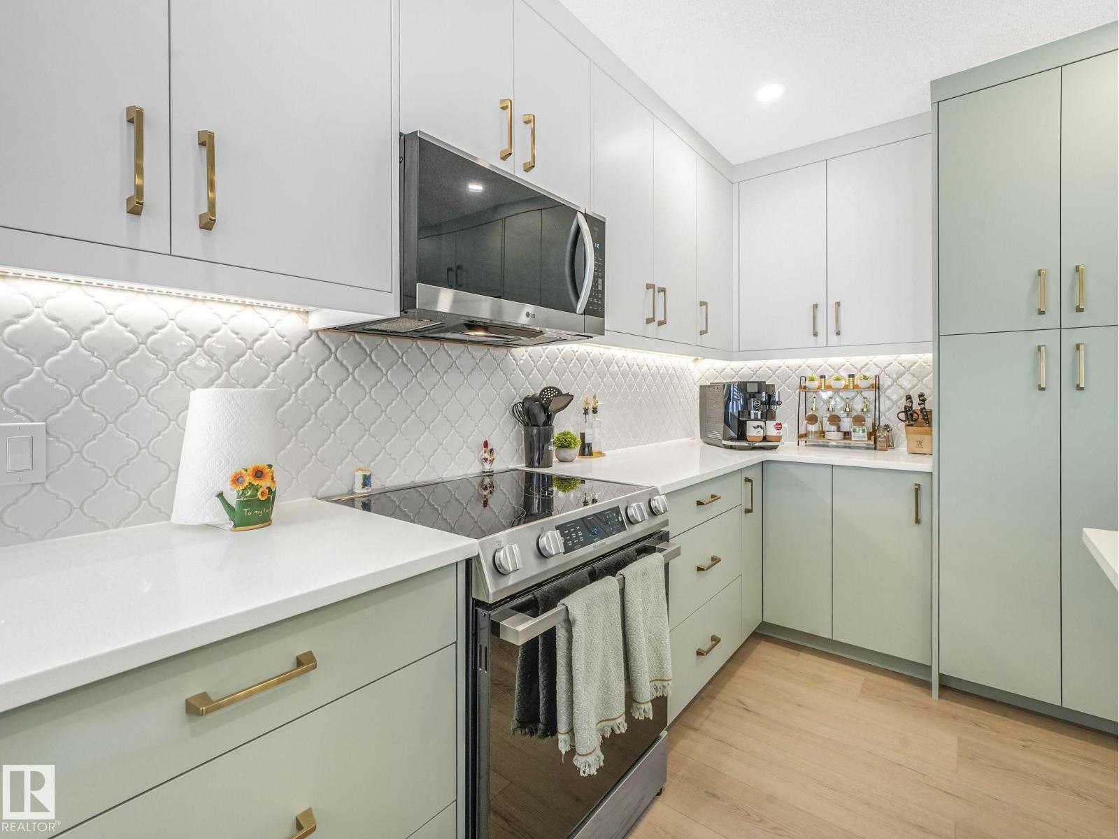 10336 178 AV NW - 14