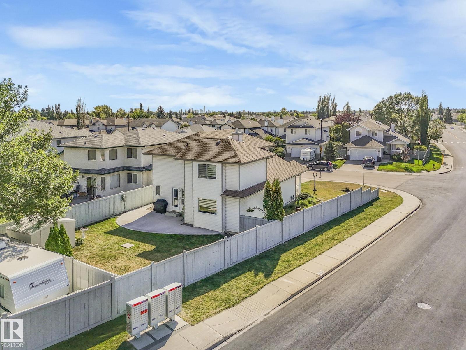 10336 178 AV NW - 56