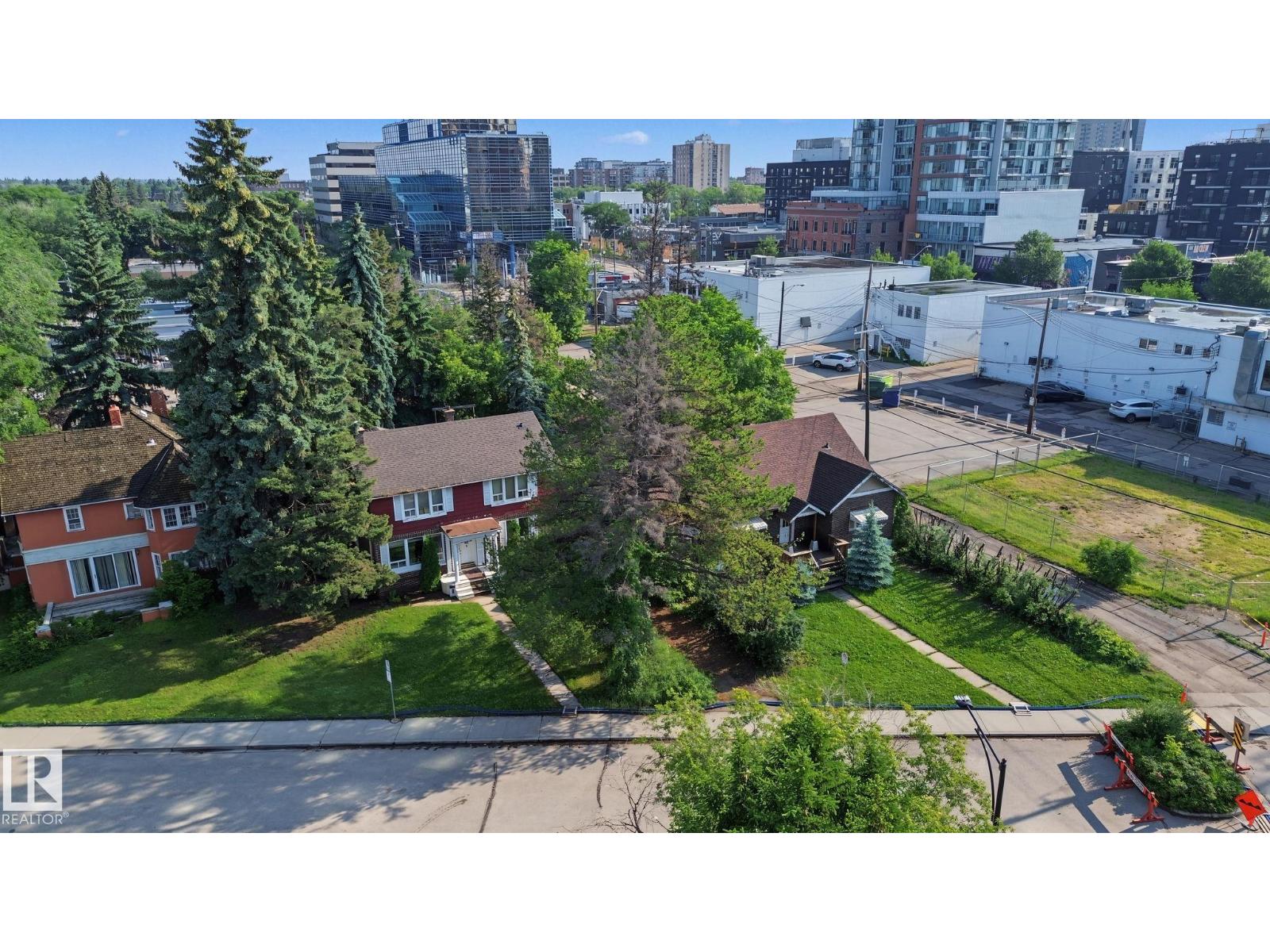 12424 & 12420 JASPER AV NW — photo 20