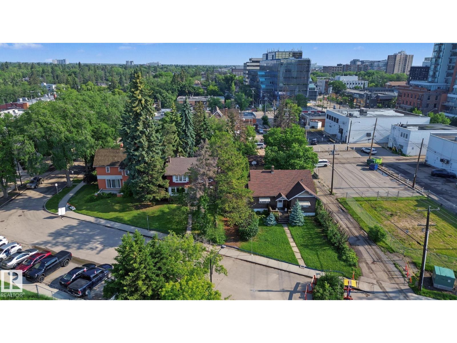 12424 & 12420 JASPER AV NW — photo 21