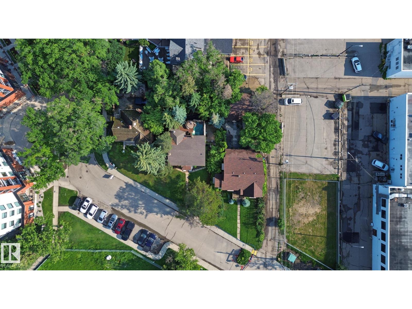 12424 & 12420 JASPER AV NW - photo 3