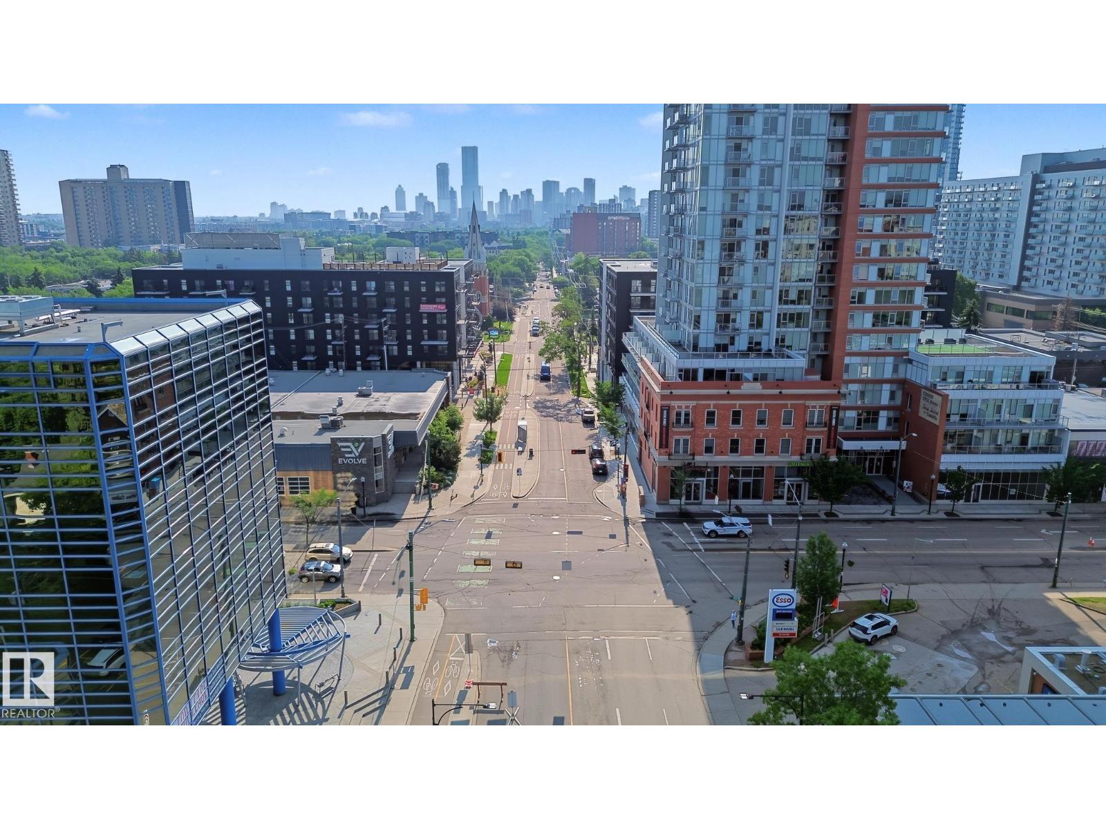 12424 & 12420 JASPER AV NW — photo 31