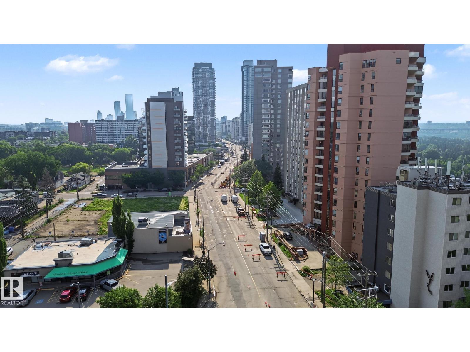 12424 & 12420 JASPER AV NW — photo 34