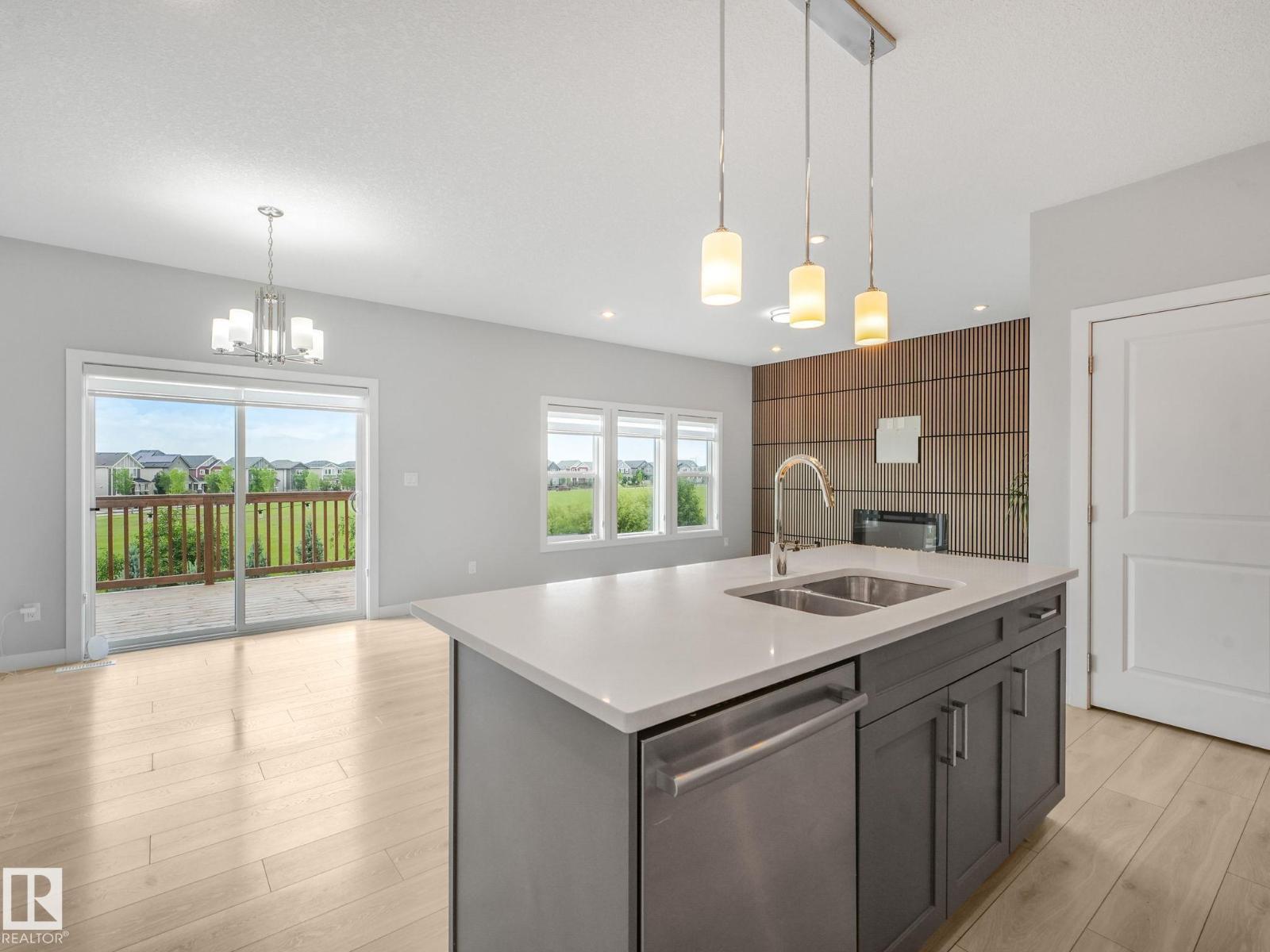 1057 COOPERS HAWK LI NW - 19