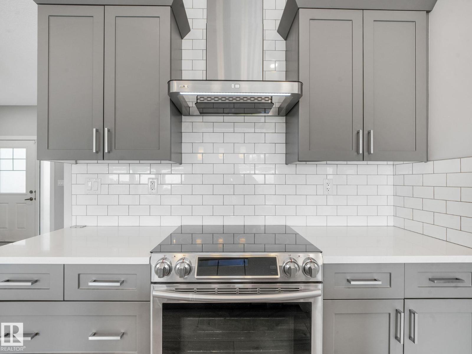 1057 COOPERS HAWK LI NW - 22