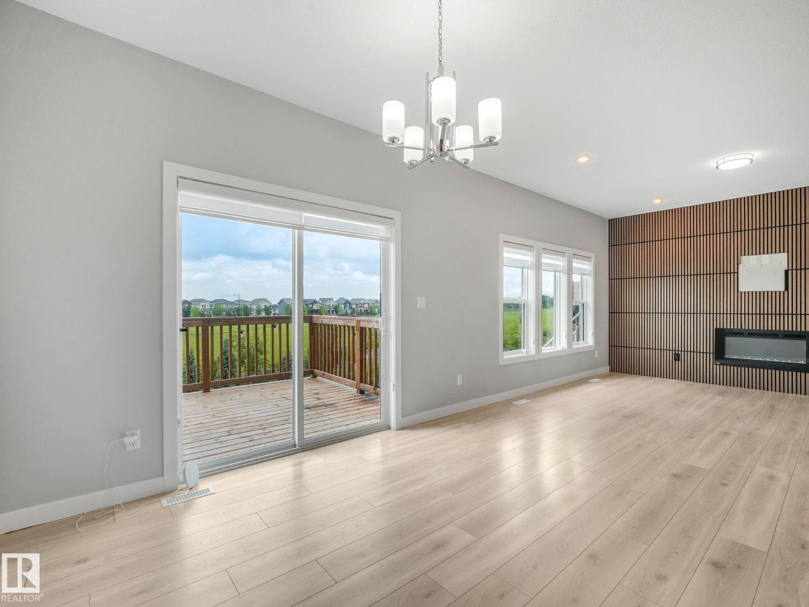 1057 COOPERS HAWK LI NW - 27