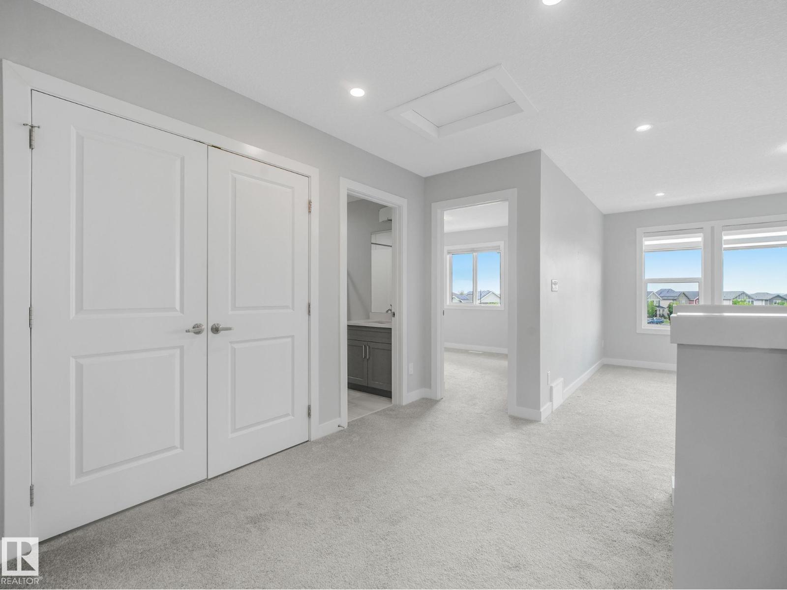 1057 COOPERS HAWK LI NW - 36