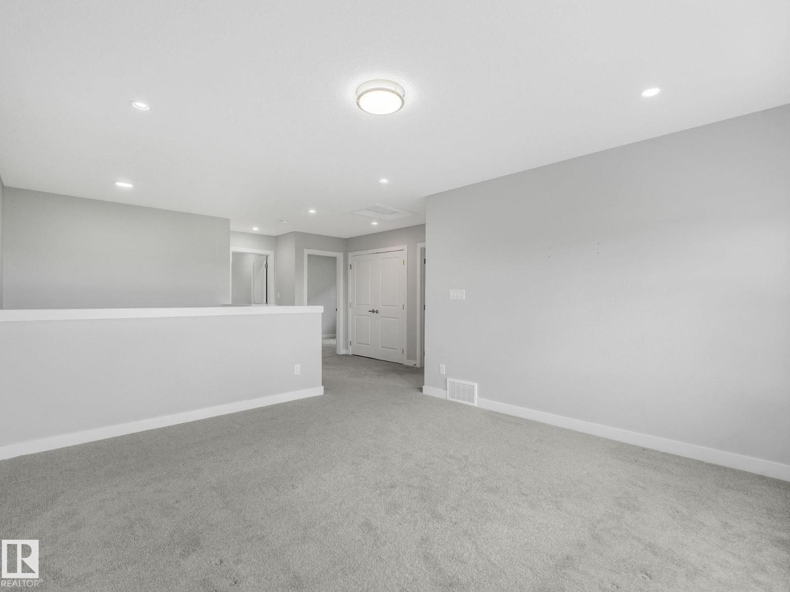1057 COOPERS HAWK LI NW - 40