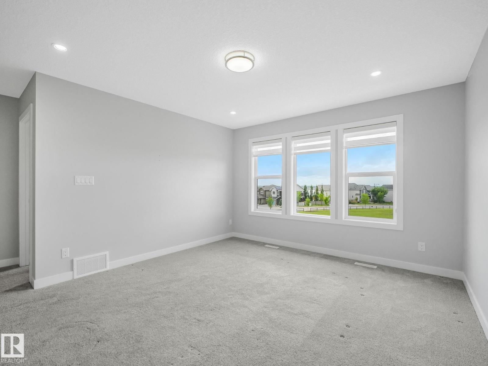 1057 COOPERS HAWK LI NW - 41