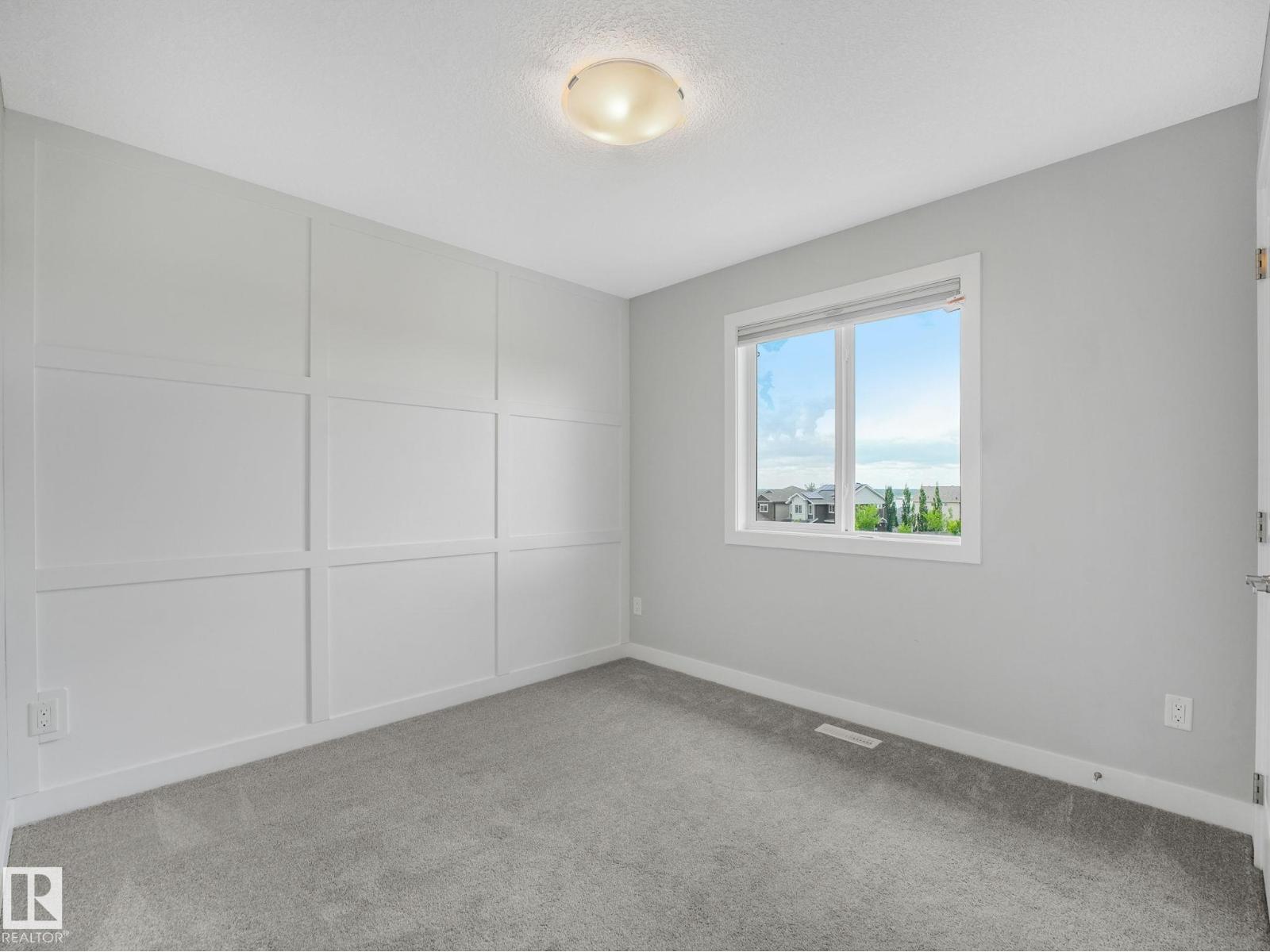 1057 COOPERS HAWK LI NW - 43