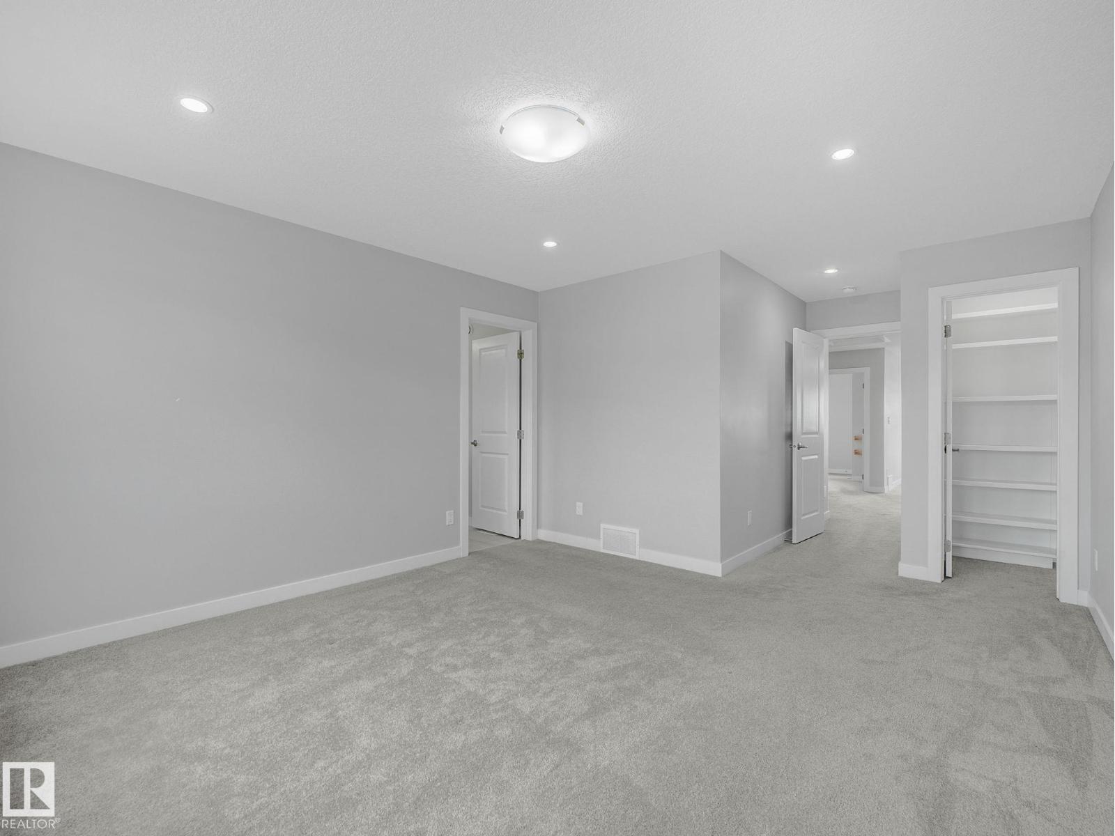1057 COOPERS HAWK LI NW - 53