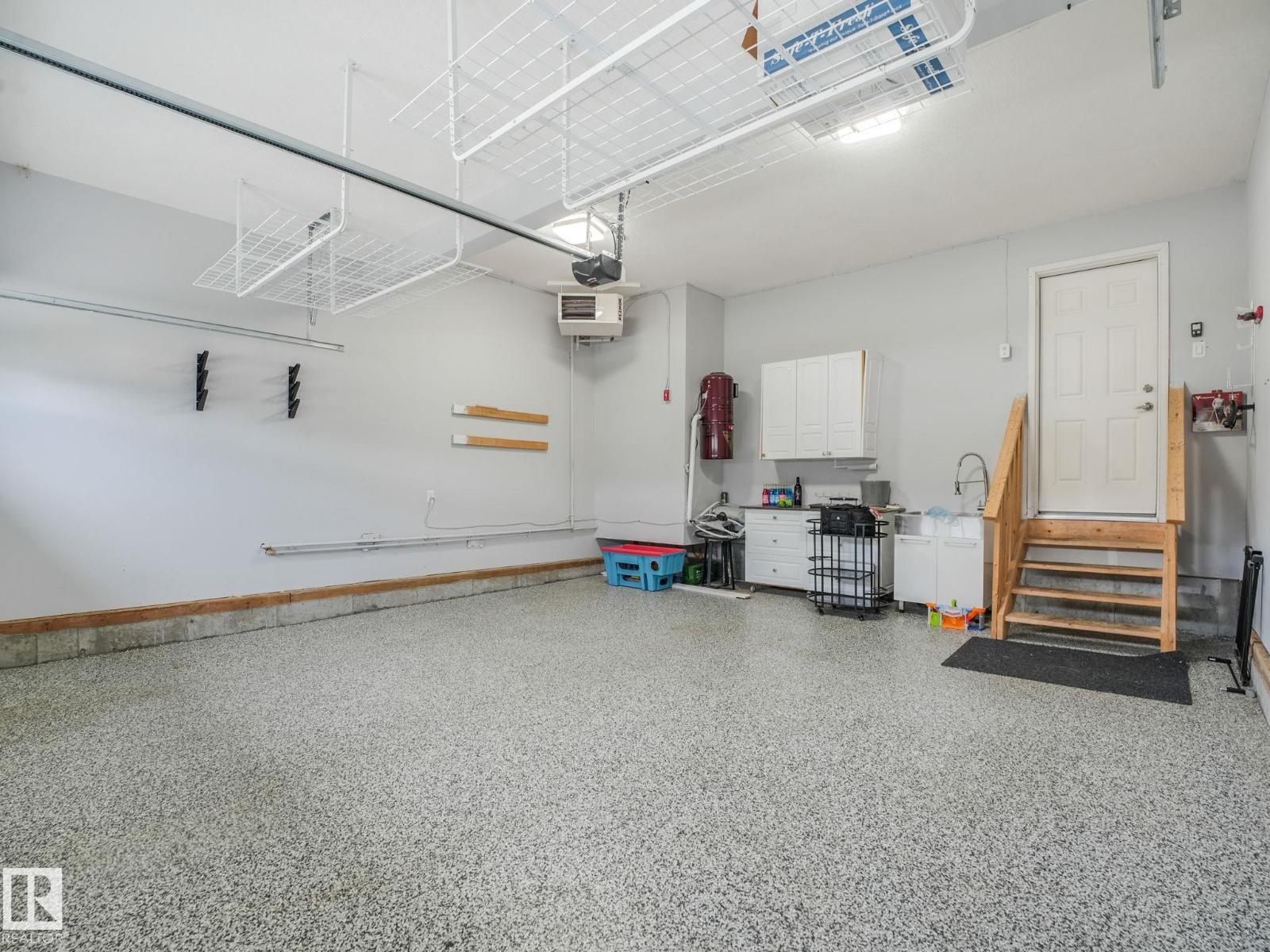 1057 COOPERS HAWK LI NW - 60
