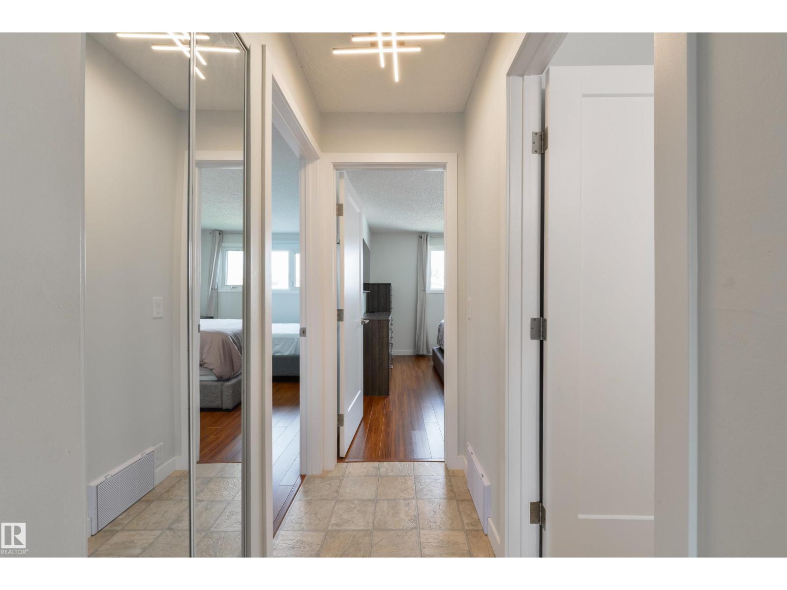 18423 96A AV NW - 12