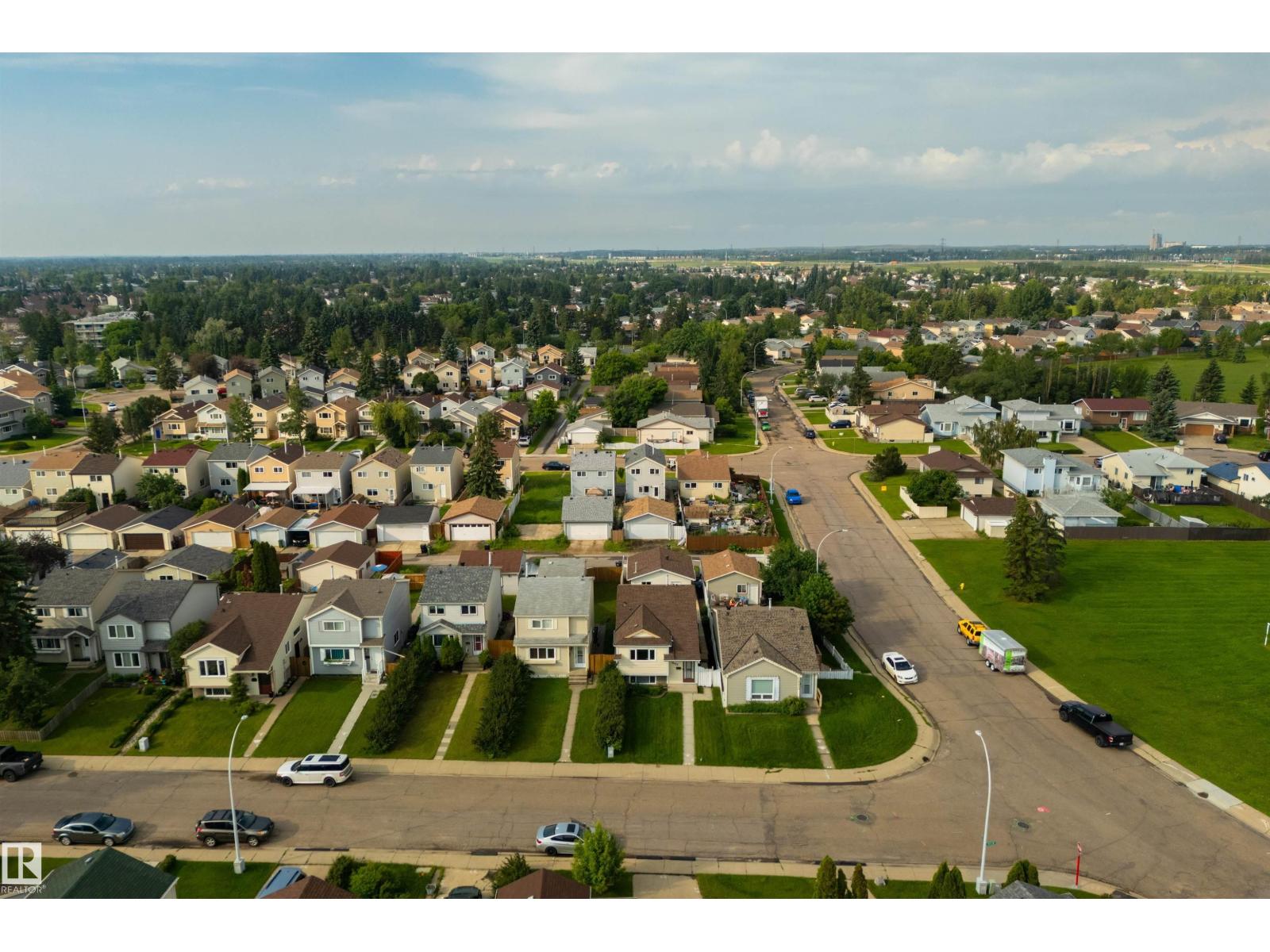 18423 96A AV NW - 36