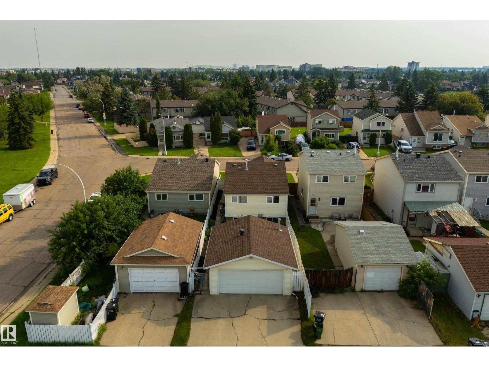 18423 96A AV NW - 41