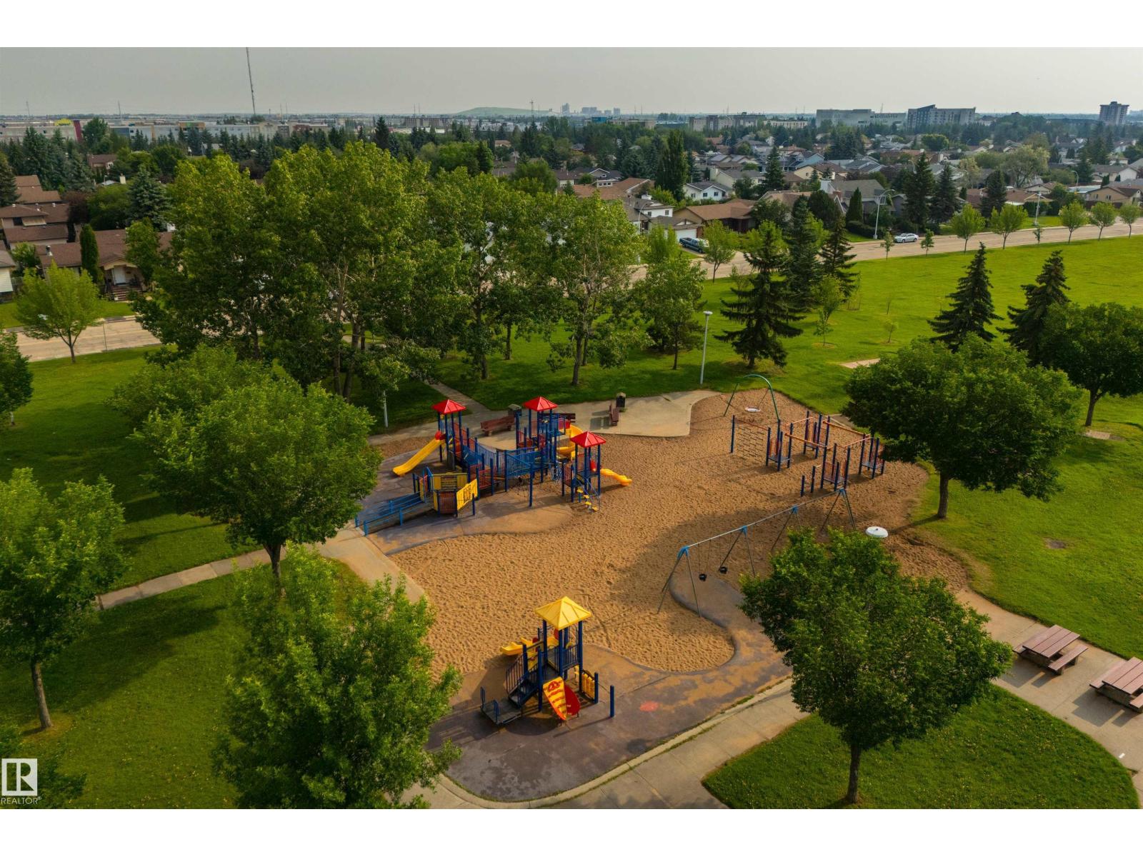 18423 96A AV NW - 45