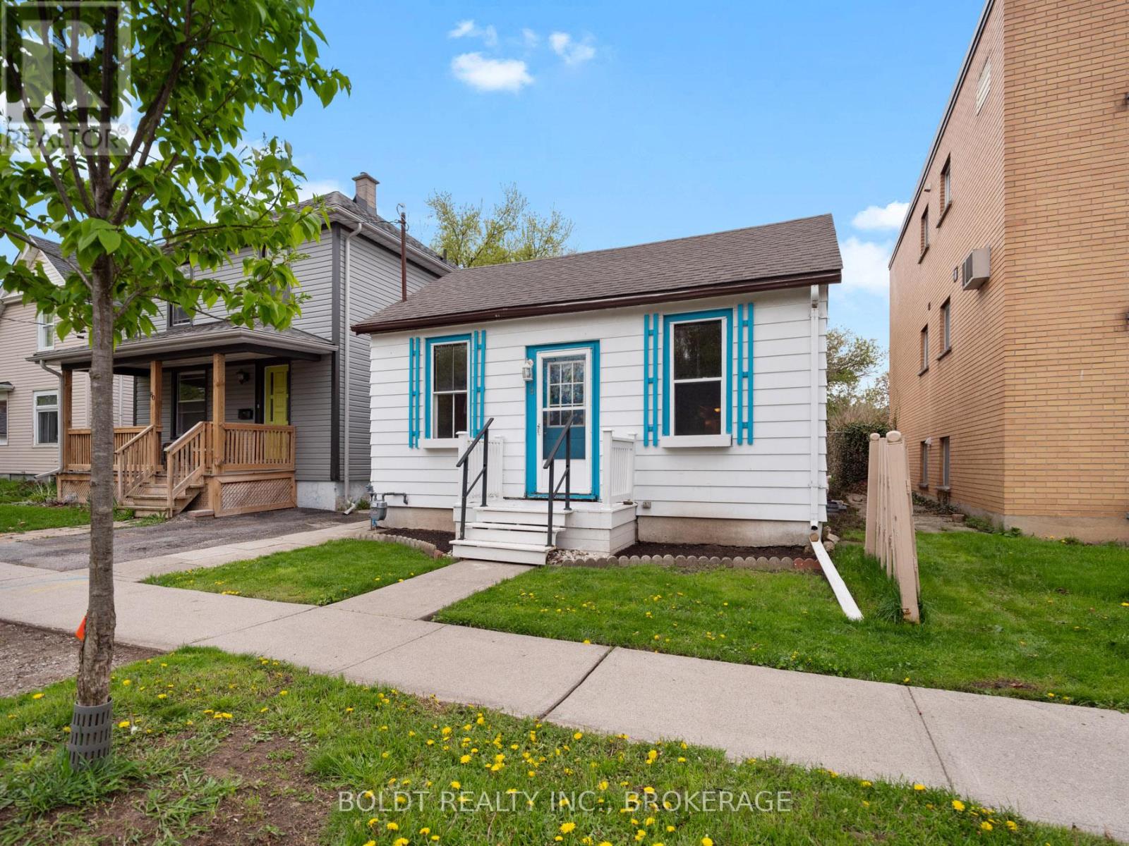 78 MAPLE STREET - 2