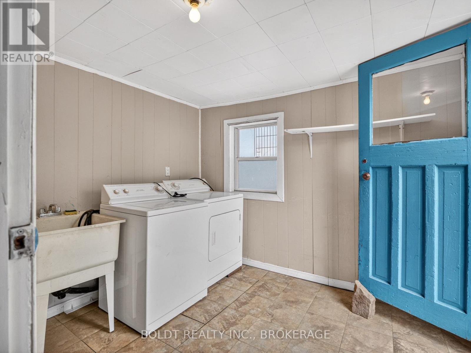 78 MAPLE STREET - 15