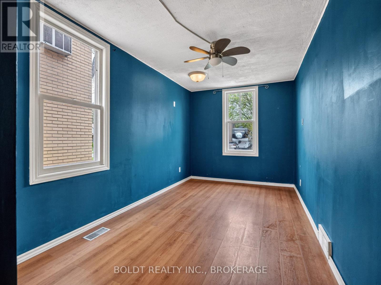 78 MAPLE STREET - 11