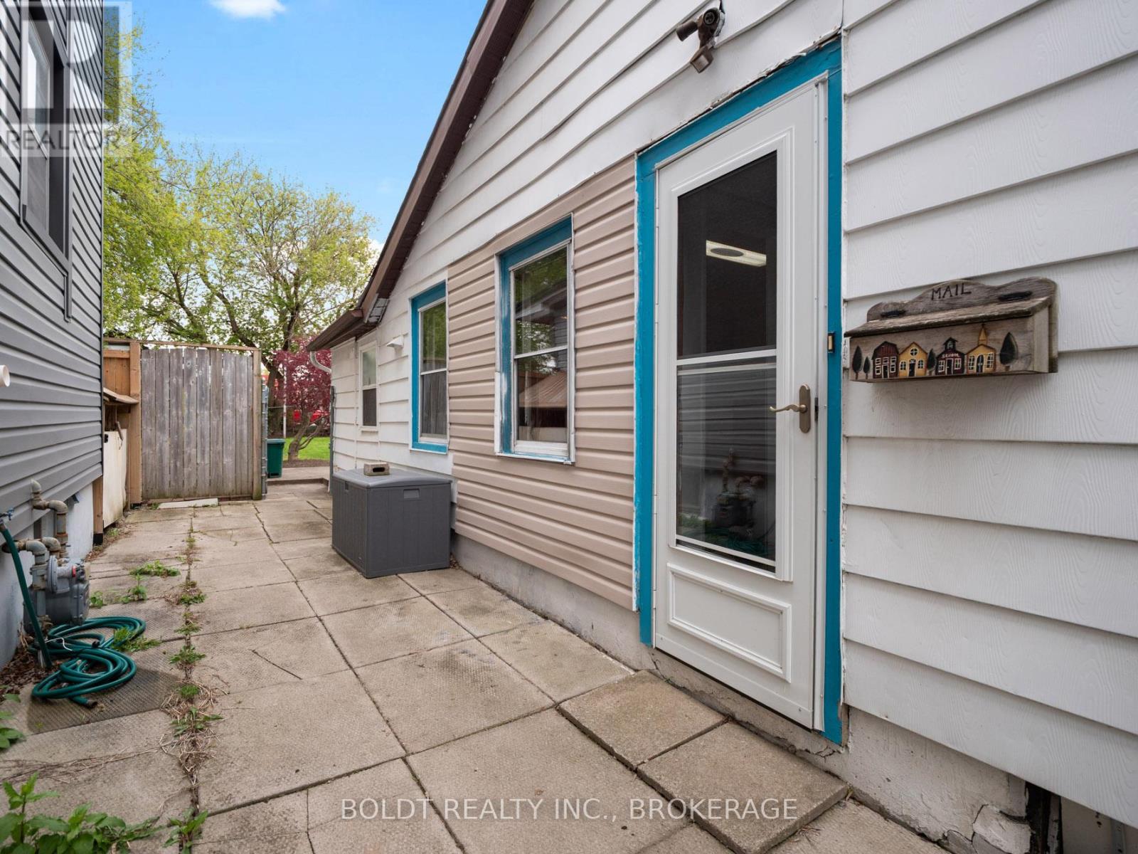 78 MAPLE STREET - 20