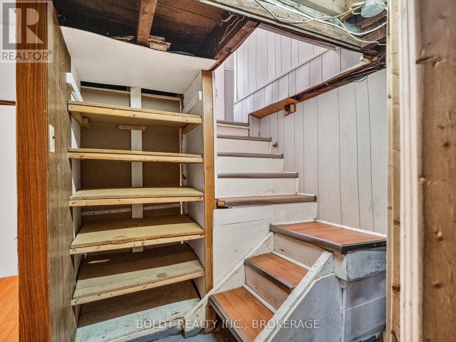 78 MAPLE STREET - 17