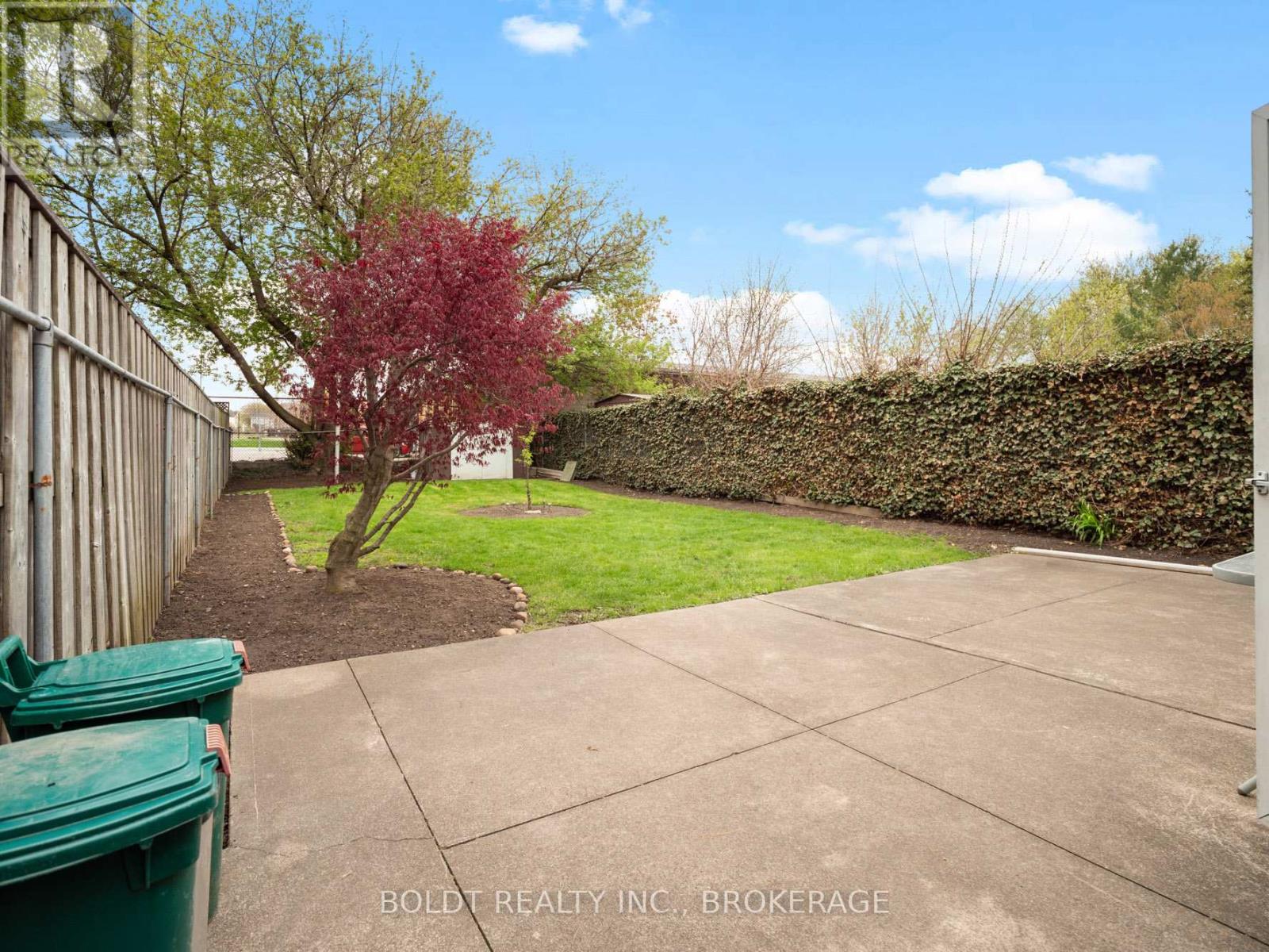 78 MAPLE STREET - 22