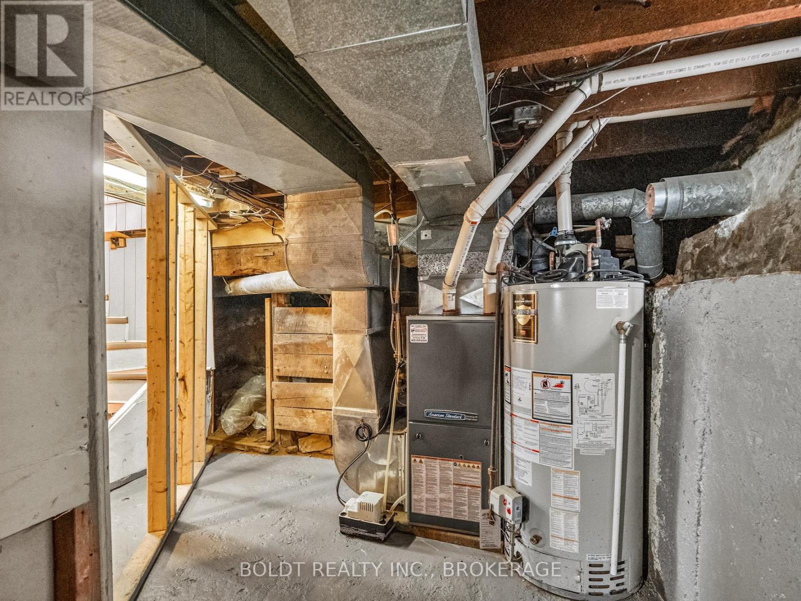 78 MAPLE STREET - 18
