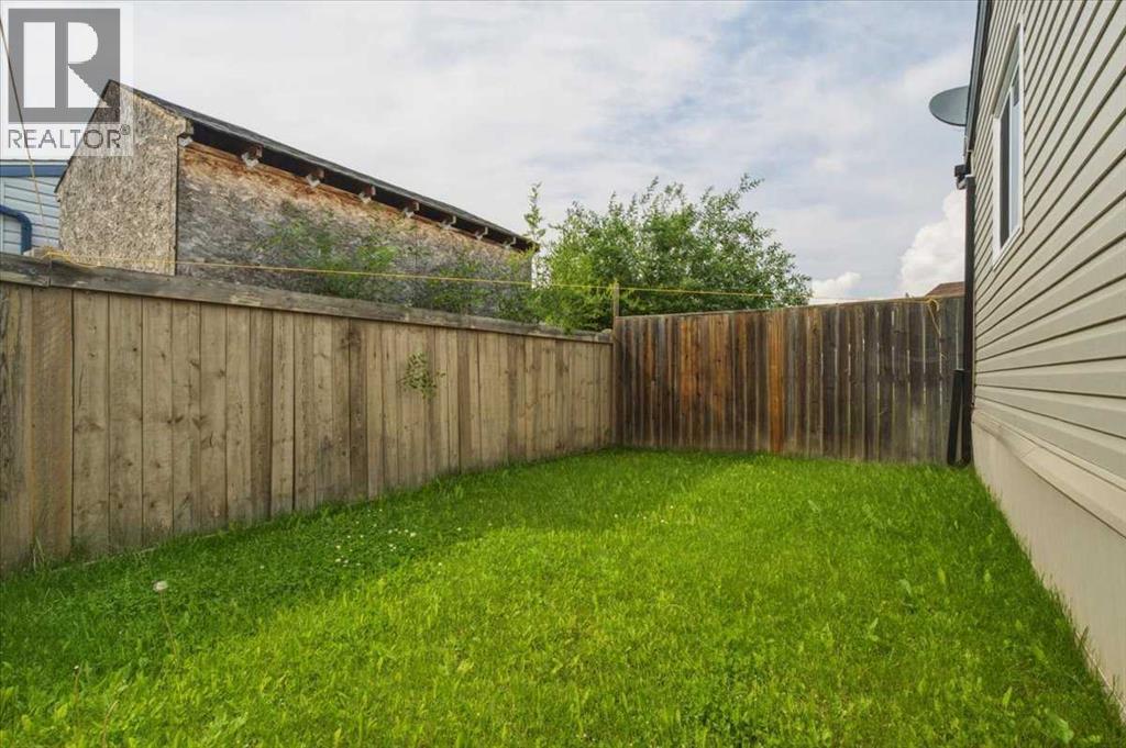 8922 89 Street — photo 22